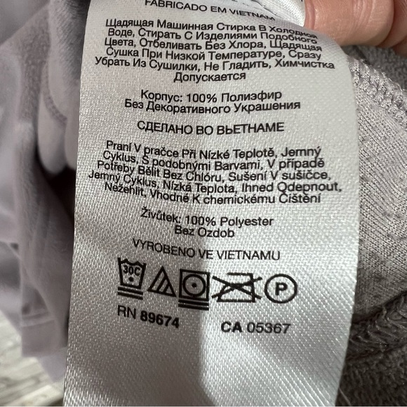 Mountain Hardwear  Women's Small Lightweight Fleece 1/4 Pullover jacket Gray - Picture 9 of 9